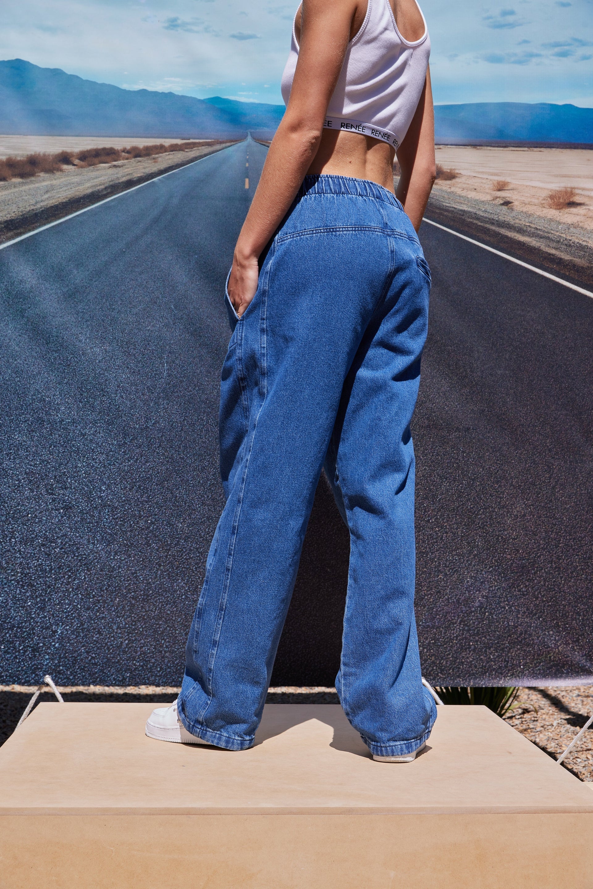 JEAN N° 10 - THE OCEAN BLUE