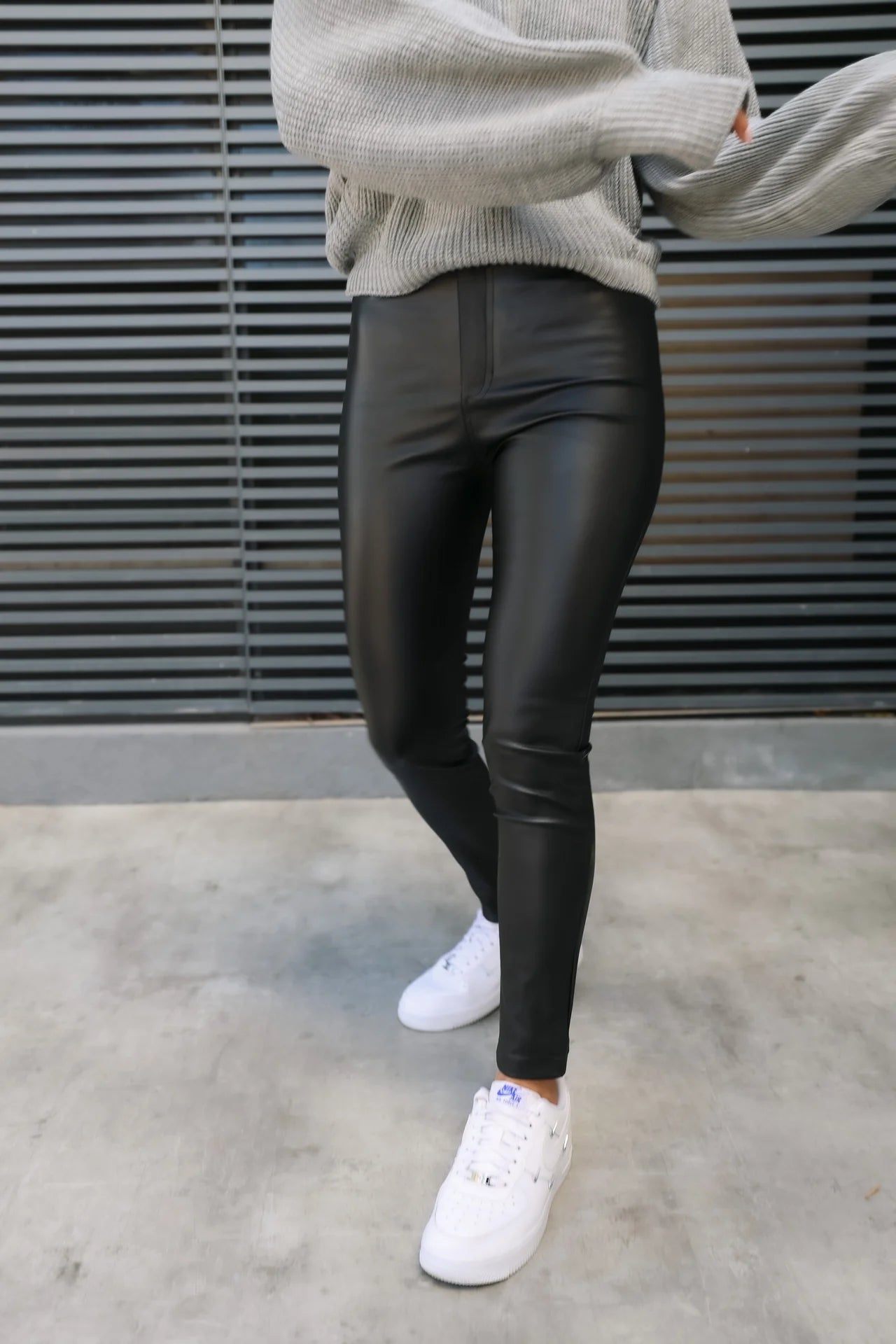 PANTALÓN KATIA - BLACK