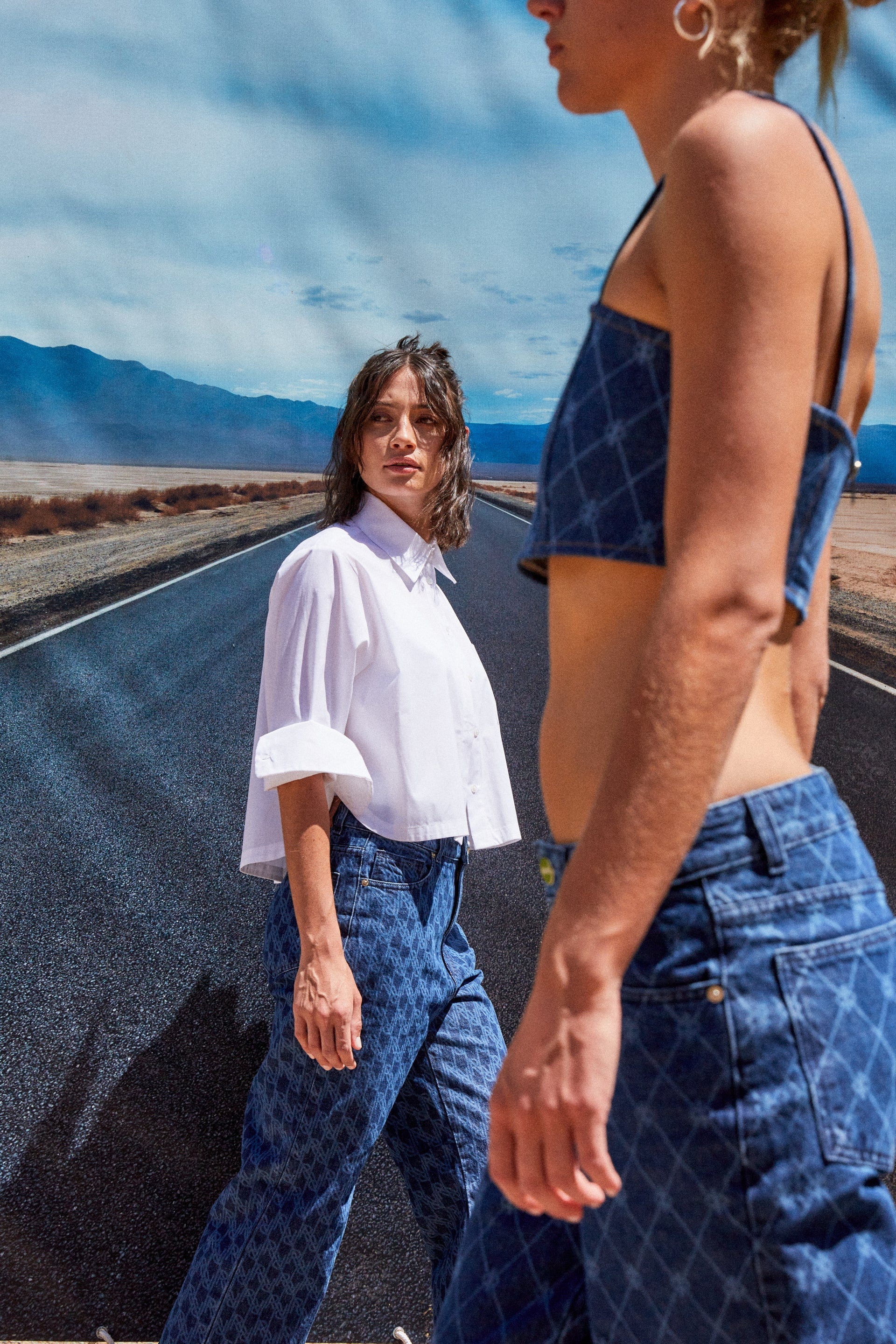 JEAN Nº 8 - THE OVERSIZE MONOGRAM I