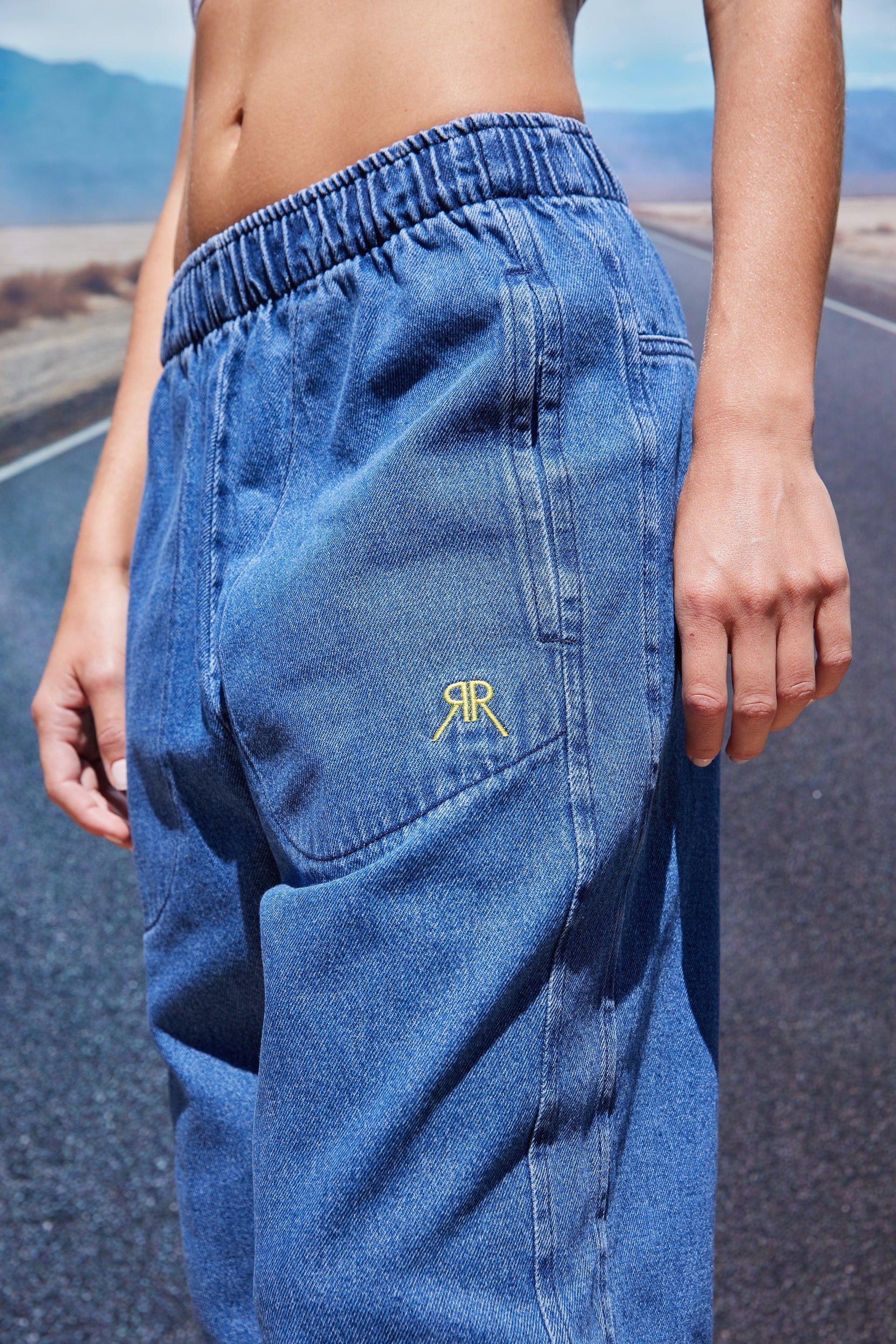 JEAN N° 10 - THE OCEAN BLUE