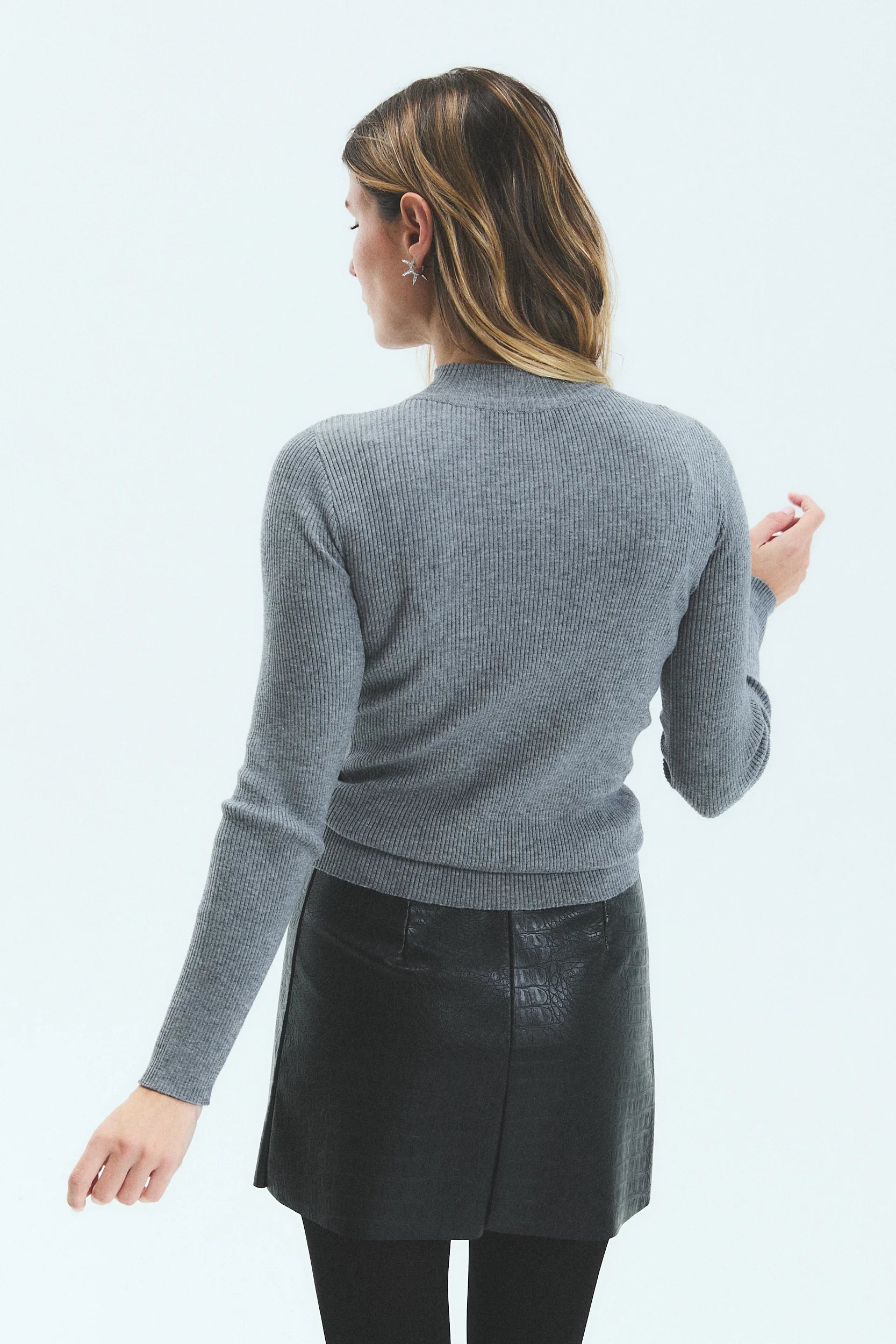 POLERA TEJIDA MAGNOLIA - GREY