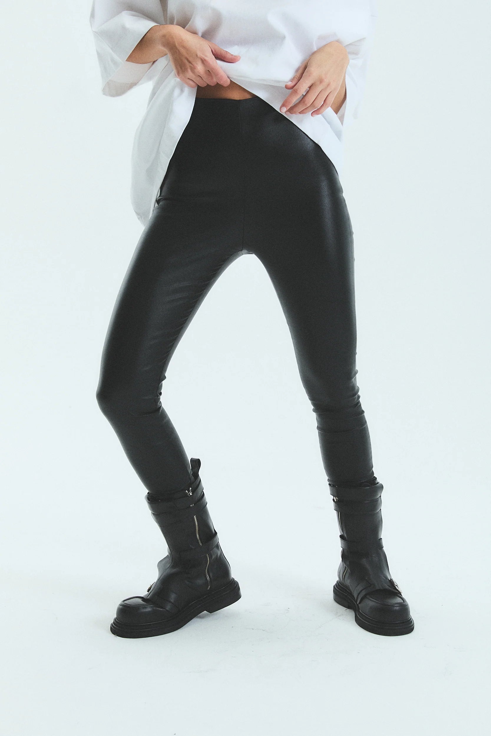 PANTALÓN MEGHAN METALLIC - BLACK