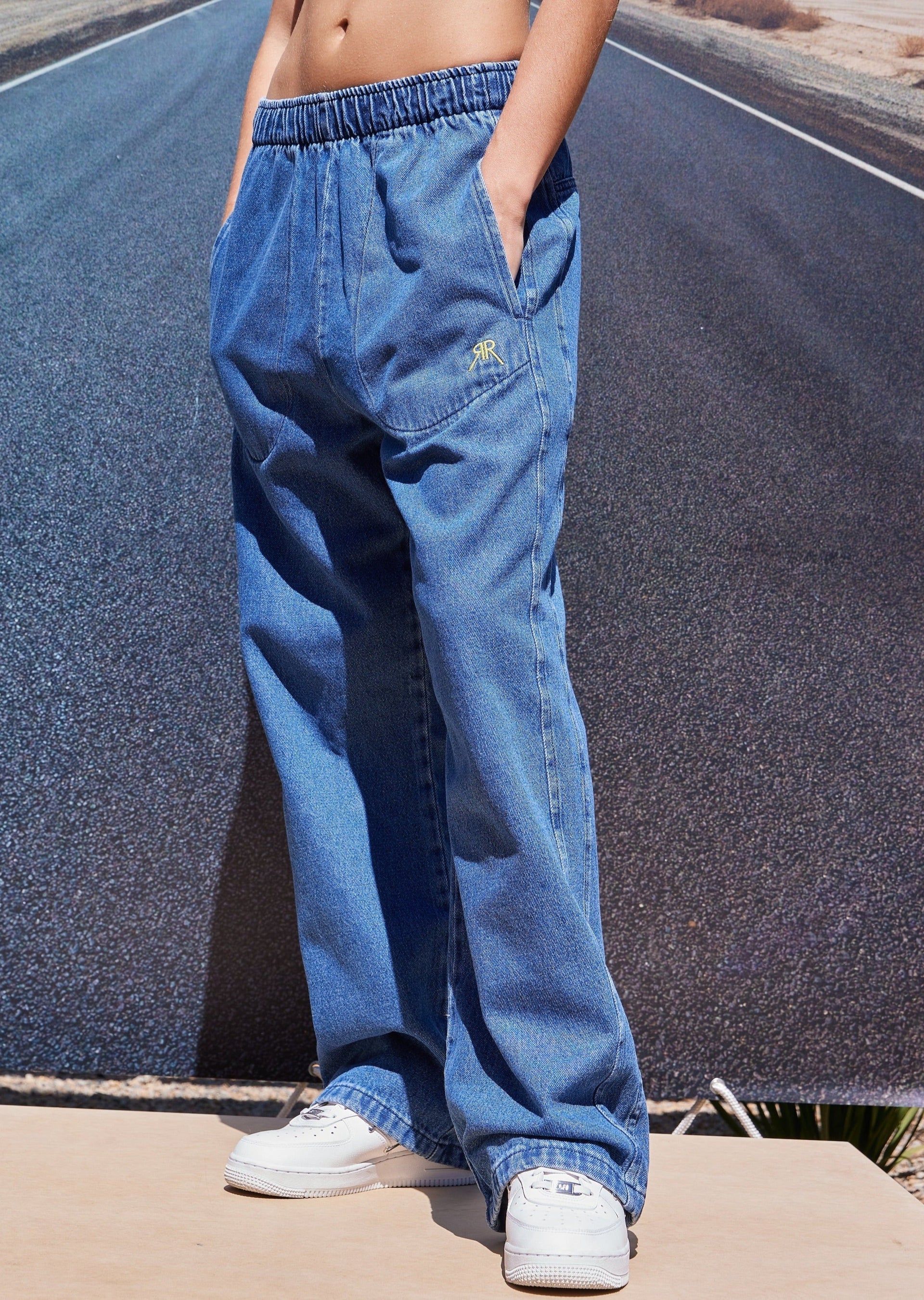 JEAN N° 10 - THE OCEAN BLUE