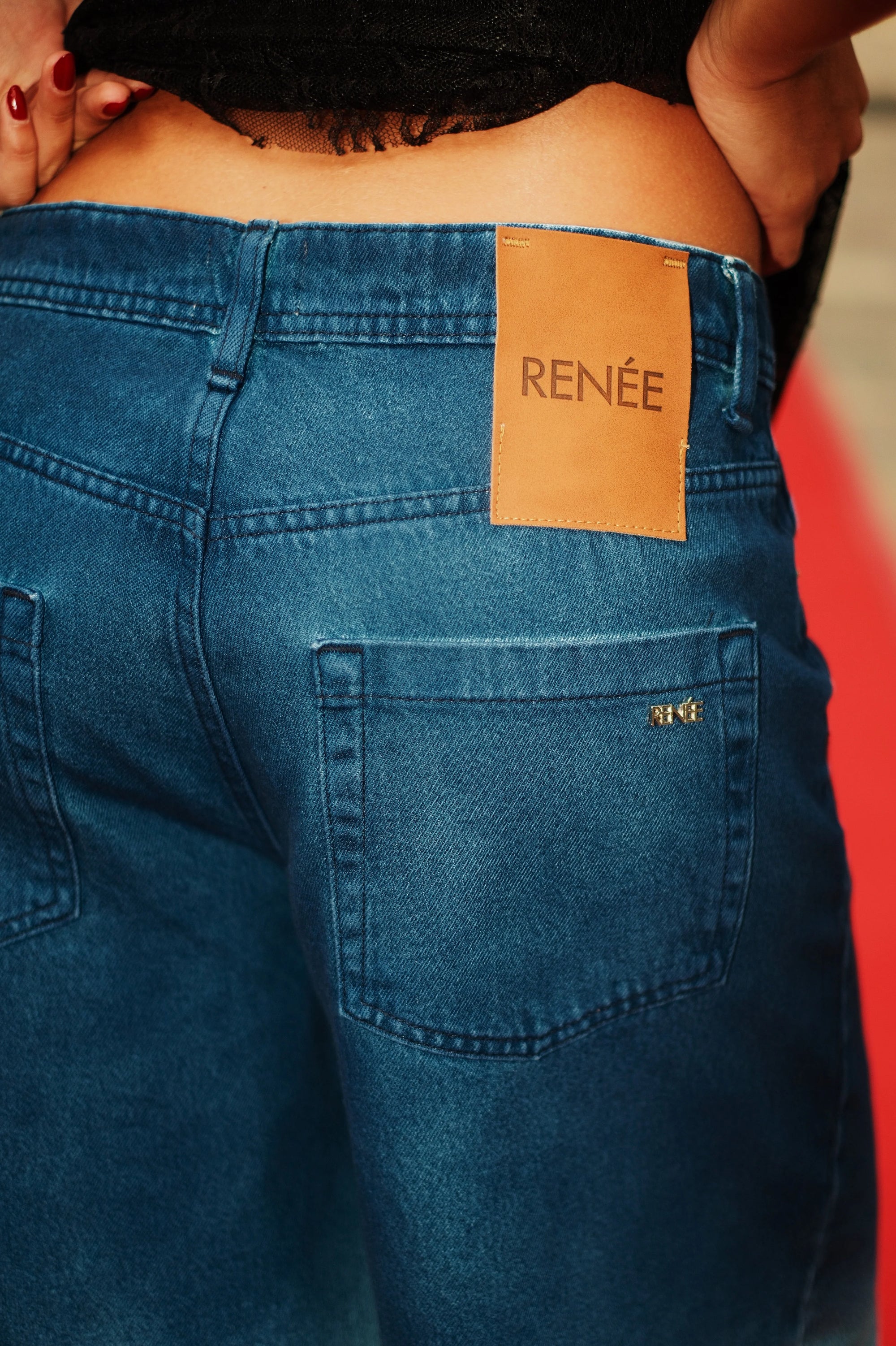 JEAN Nº24 - THE OVERSIZE MAREA
