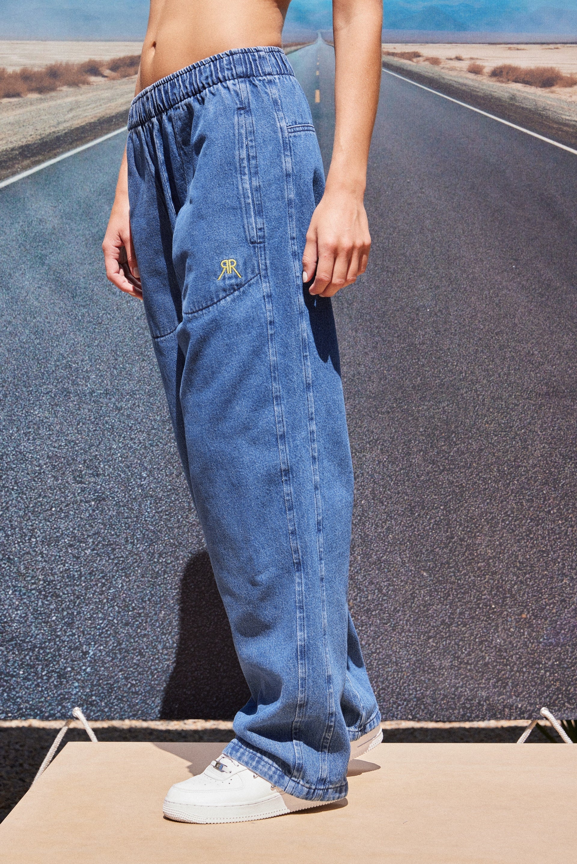 JEAN N° 10 - THE OCEAN BLUE