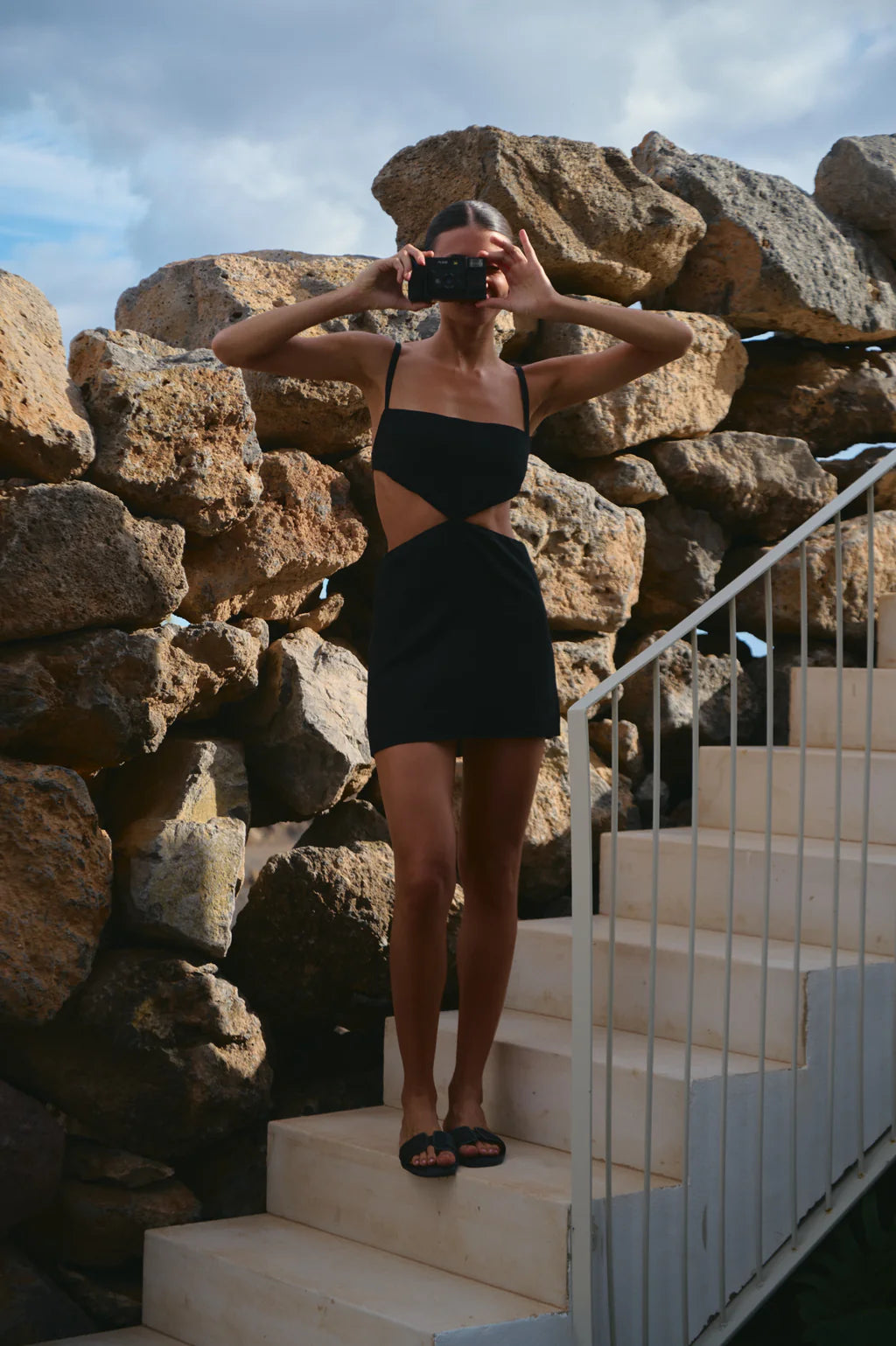 VESTIDO FAMARA - BLACK