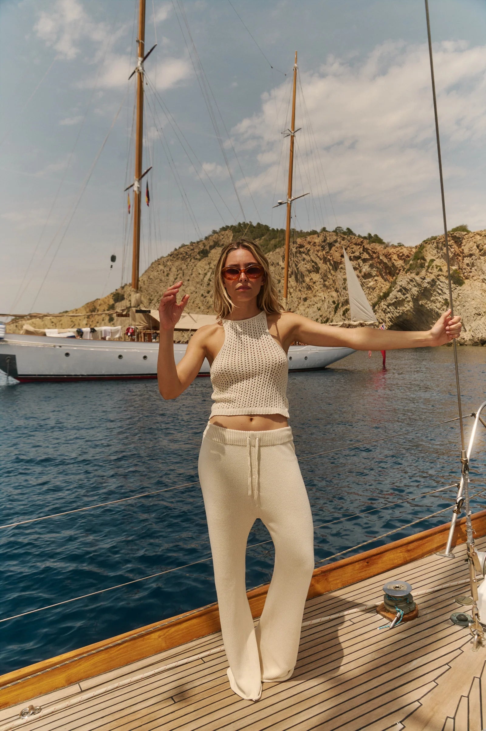 TOP DIAMANTE OFF WHITE