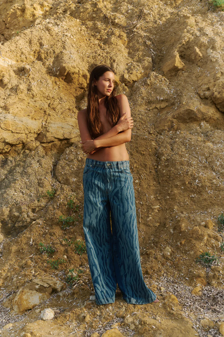 JEAN Nº24 - THE OVERSIZE SAFARI