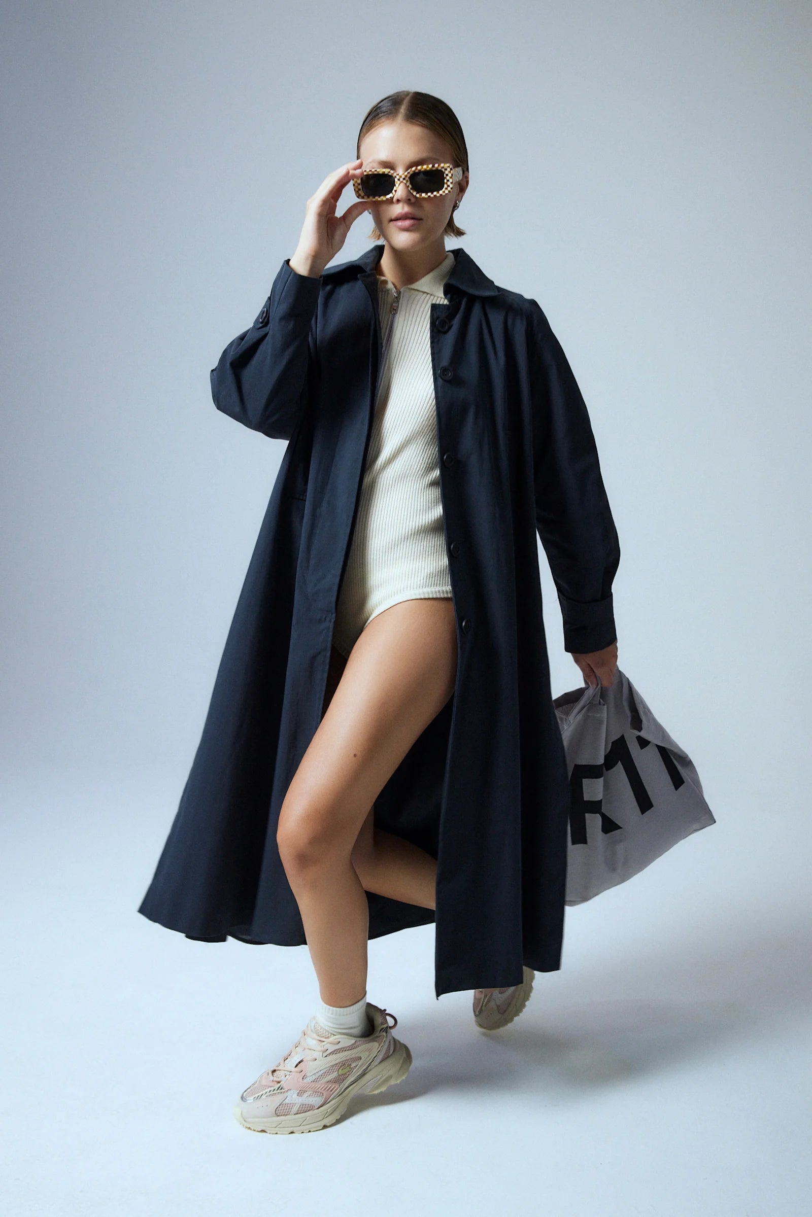 TRENCH OASIS - BLACK