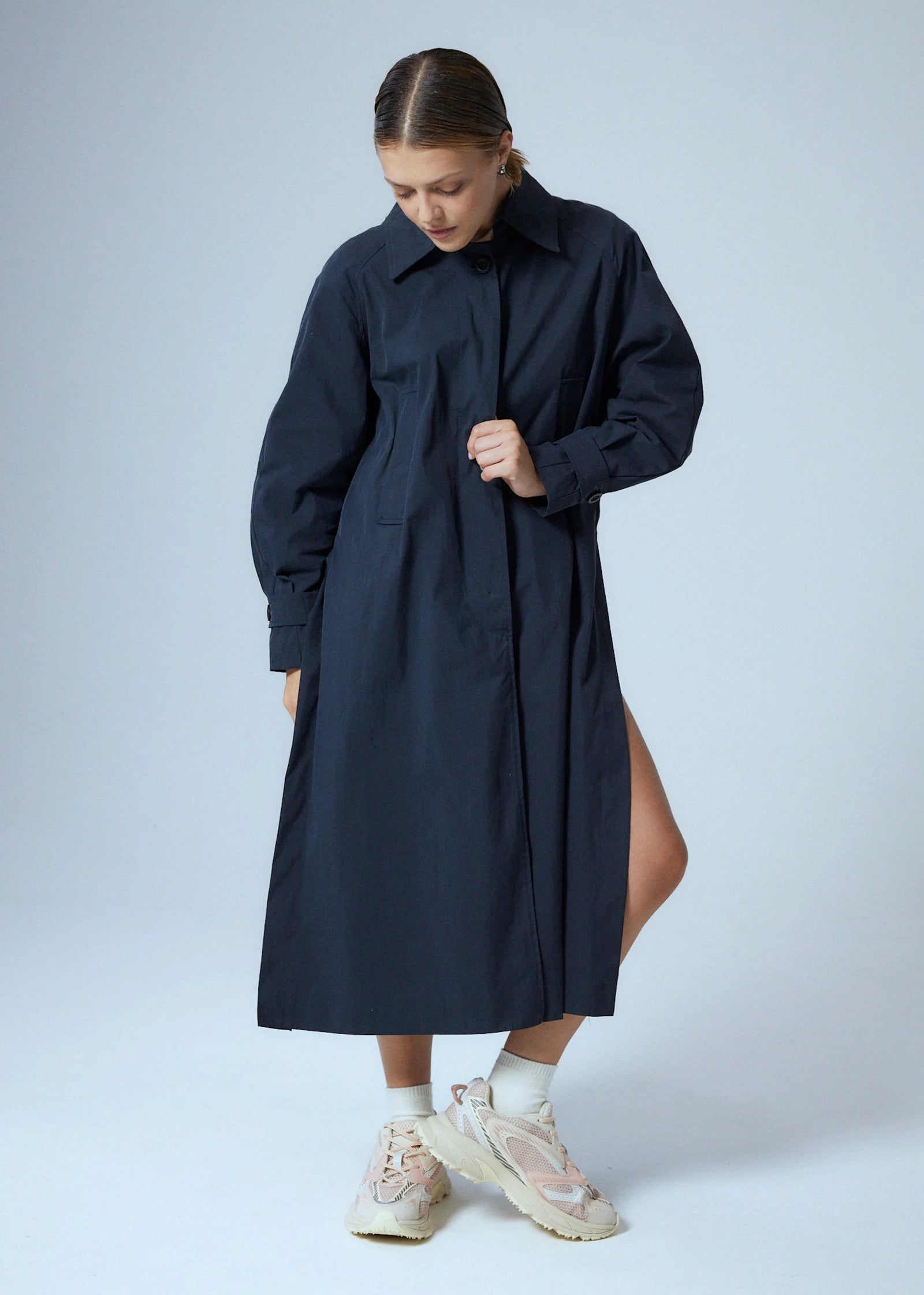 TRENCH OASIS - BLACK